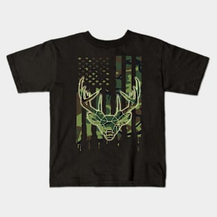 Camo American Flag Deer Elk Hunting Moose USA Hunter Buck Kids T-Shirt